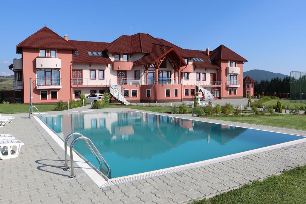Sanderson Apartments Miercurea Ciuc Værelse billede